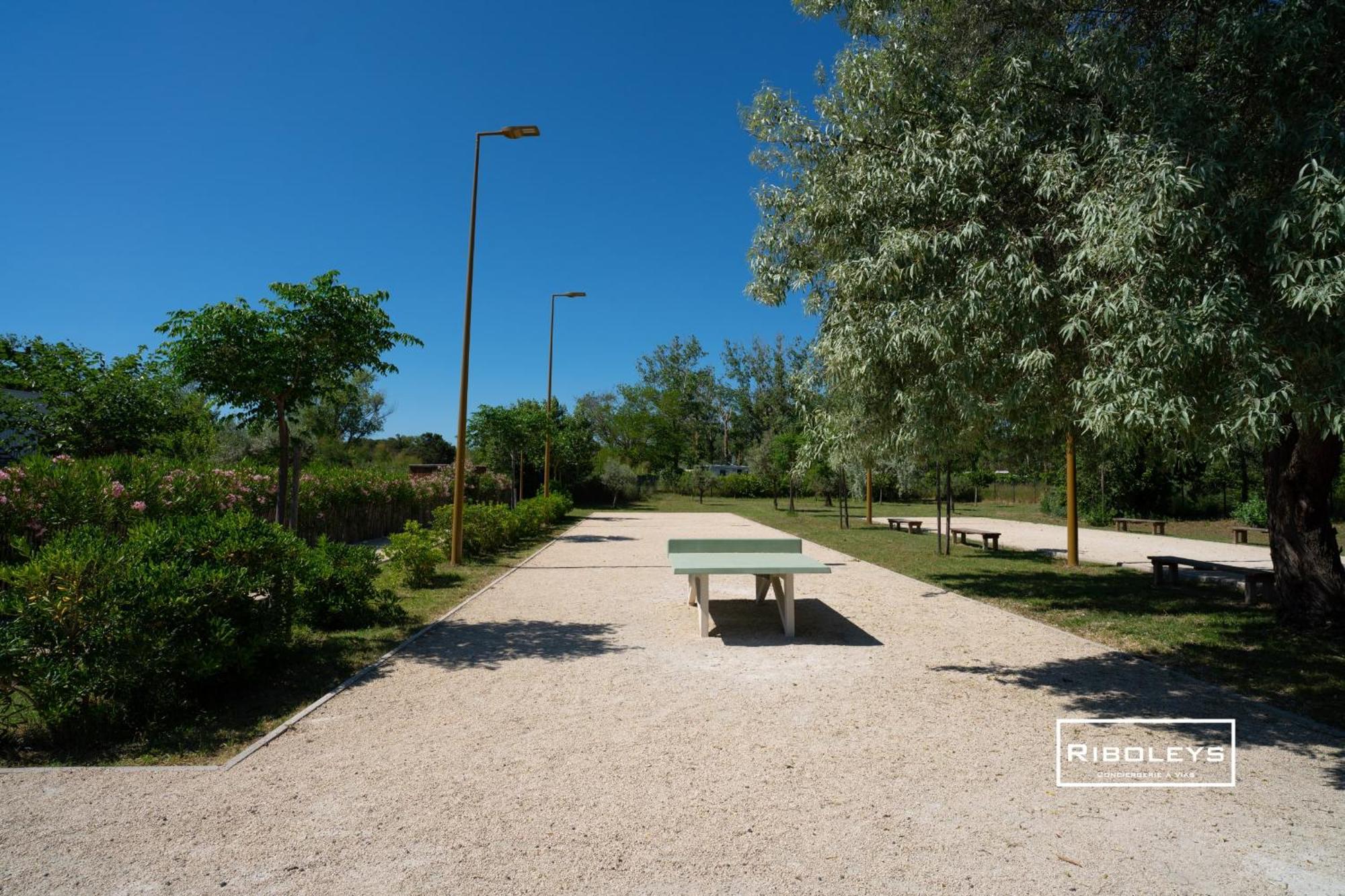 T4 Climatise Avec Piscine A 400M De La Mer Vias Exteriér fotografie